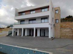 Brand new villa in Peyia