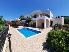 Unfurnished 4 bed villa