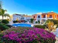 Ground floor apartment in Tombs of the Kings