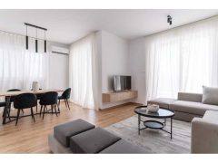 Modern villa in Peyia